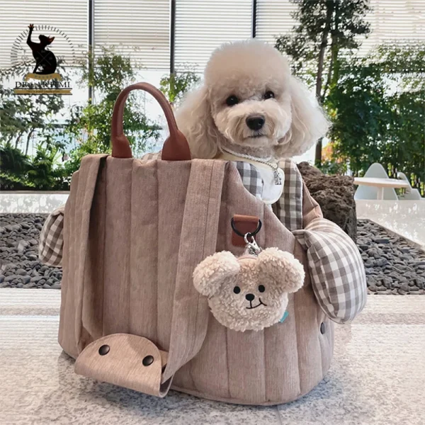Portable shoulder bag for small dogs